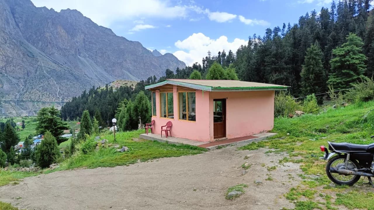 Flying Bird Resort featured 2